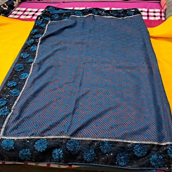 Fancy Party Wear Saree - Picture 3 of 5